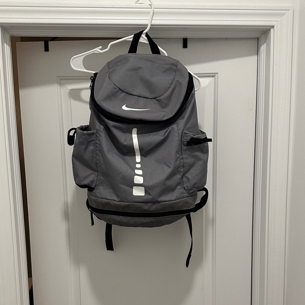 Nike Elite Gray Backpack